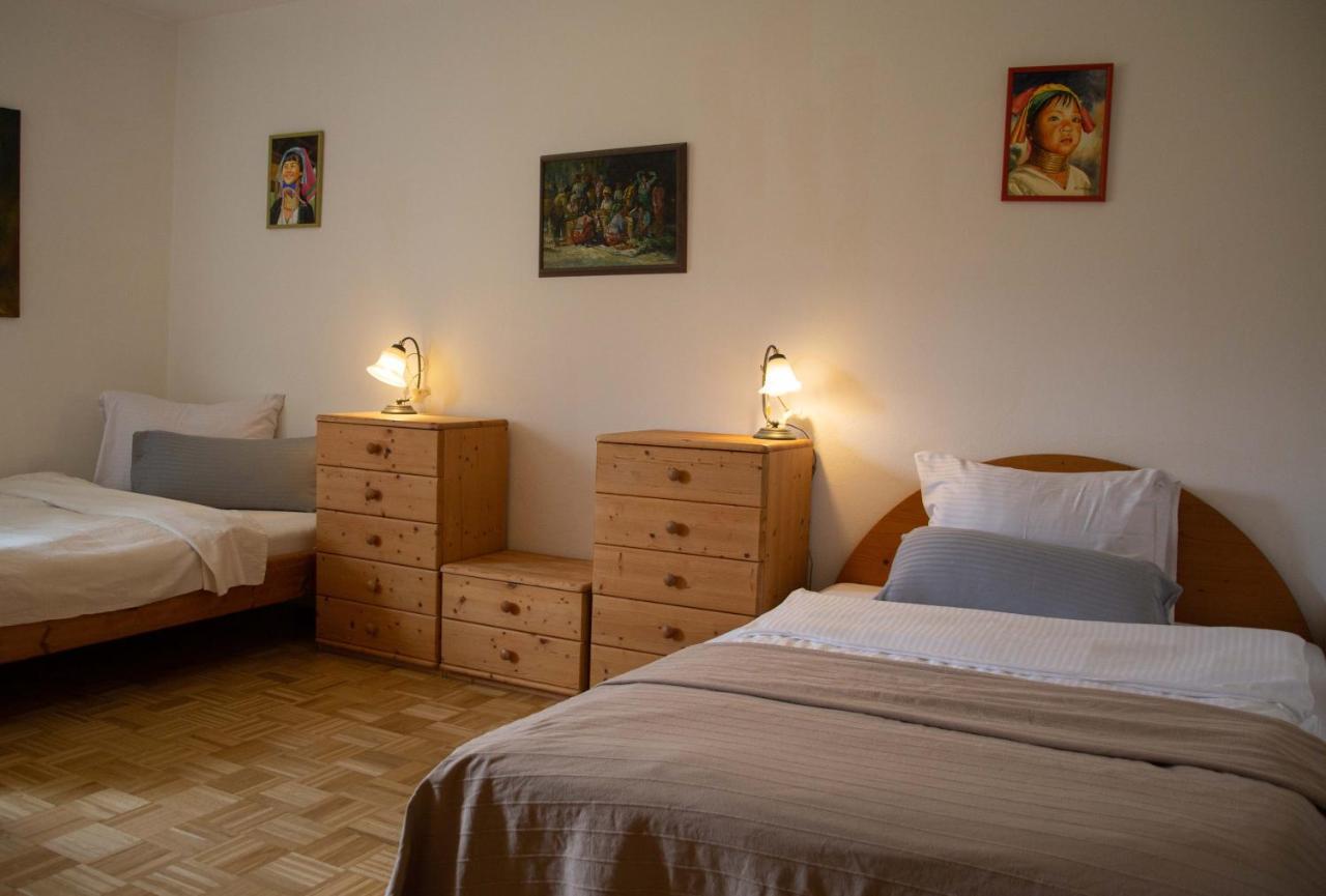 Forellenhof Appartements & Grossmutters Bungalow 洛伊塔施 外观 照片
