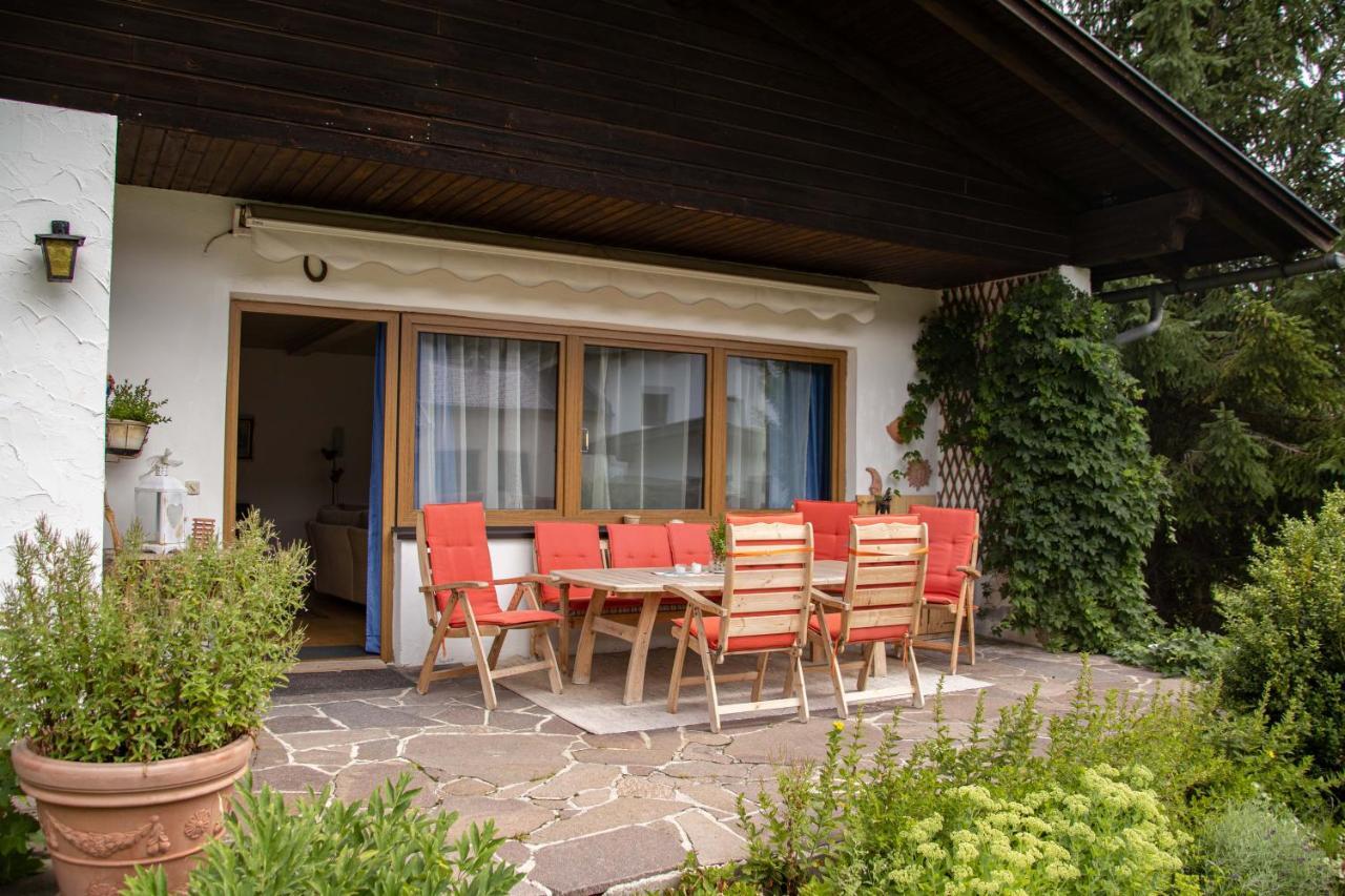 Forellenhof Appartements & Grossmutters Bungalow 洛伊塔施 外观 照片
