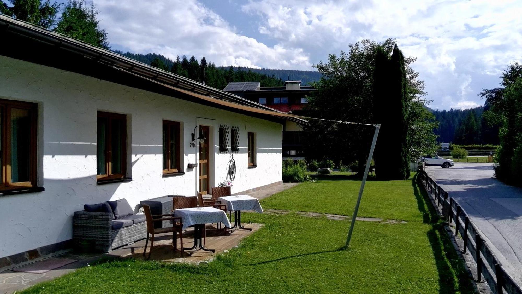 Forellenhof Appartements & Grossmutters Bungalow 洛伊塔施 外观 照片