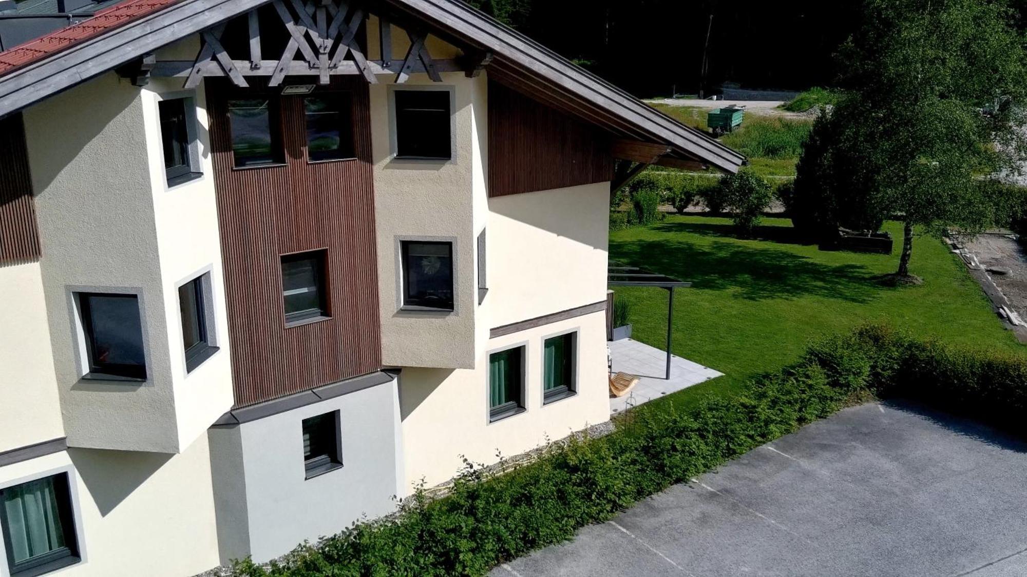 Forellenhof Appartements & Grossmutters Bungalow 洛伊塔施 外观 照片